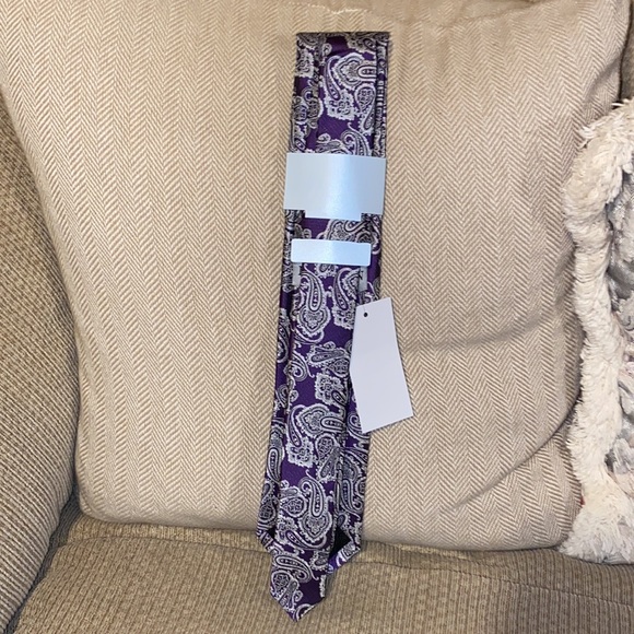 💜🤍💜NWT Ralph Lauren Slim Silk/Polyester Purple/Silver Tie - Picture 4 of 6
